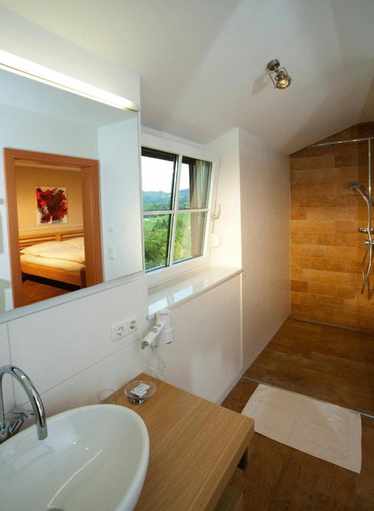 Weingut Winzerzimmer Toso Leutschach Exterior foto